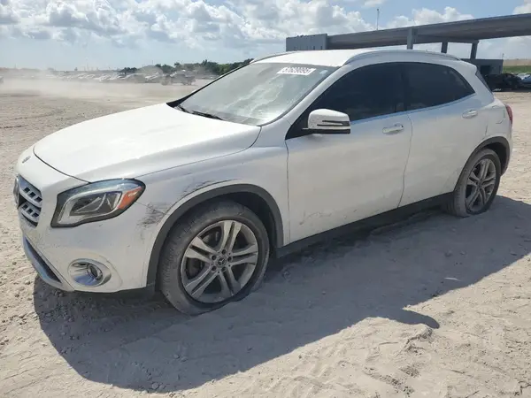 WDCTG4EBXKU018490 2019 MERCEDES-BENZ GLA-KLASSE - Image 1