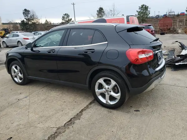 WDCTG4EBXLU028101 2020 MERCEDES-BENZ GLA-KLASSE - Image 2