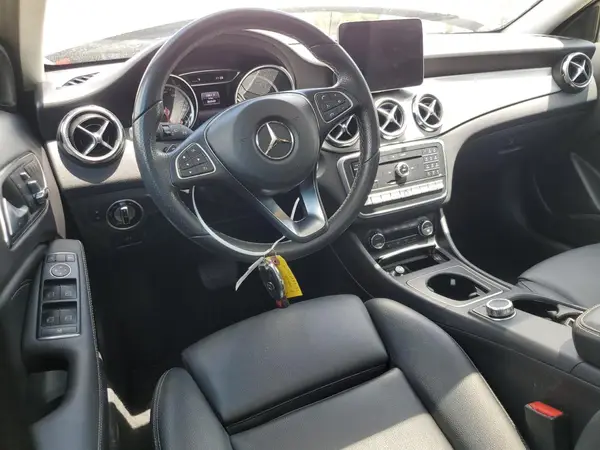 WDCTG4GB0JJ411220 2018 MERCEDES-BENZ GLA-KLASSE - Image 8