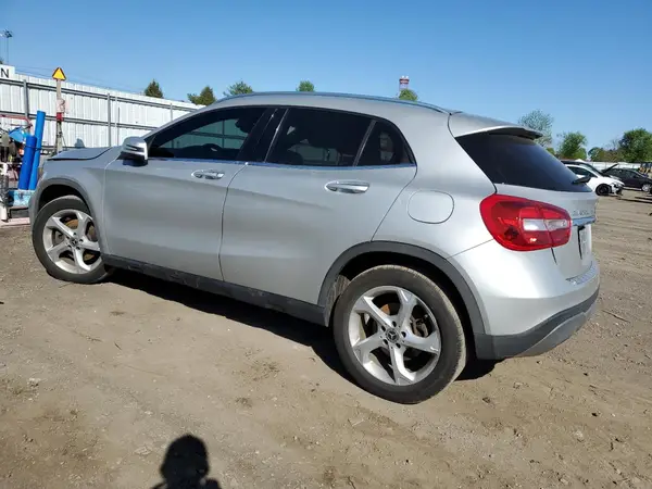 WDCTG4GB0JJ439275 2018 MERCEDES-BENZ GLA-KLASSE - Image 2