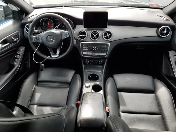 WDCTG4GB0JJ460076 2018 MERCEDES-BENZ GLA-KLASSE - Image 8