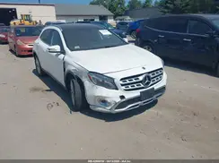 WDCTG4GB0KJ632074 2019 MERCEDES-BENZ GLA-KLASSE
