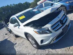 WDCTG4GB1GJ215635 2016 MERCEDES-BENZ GLA-KLASSE