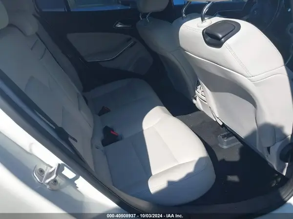 WDCTG4GB1GJ215635 2016 MERCEDES-BENZ GLA-KLASSE - Image 8