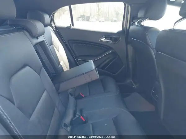 WDCTG4GB1HJ295973 2017 MERCEDES-BENZ GLA-KLASSE - Image 8