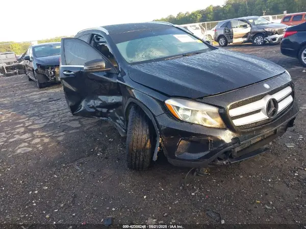 WDCTG4GB1HJ300041 2017 MERCEDES-BENZ GLA-KLASSE - Image 1