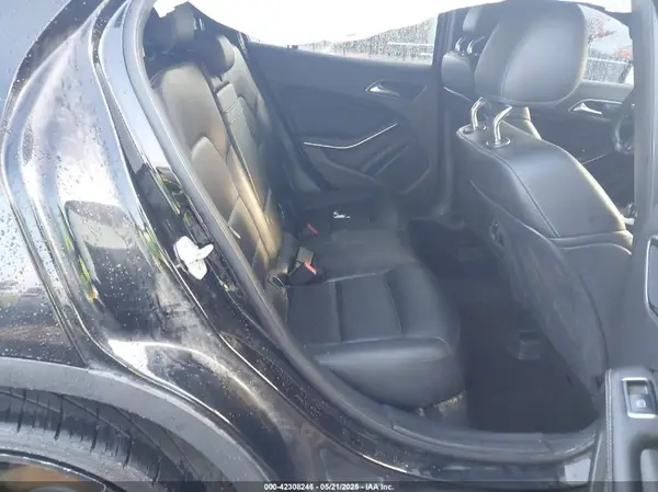 WDCTG4GB1HJ300041 2017 MERCEDES-BENZ GLA-KLASSE - Image 8