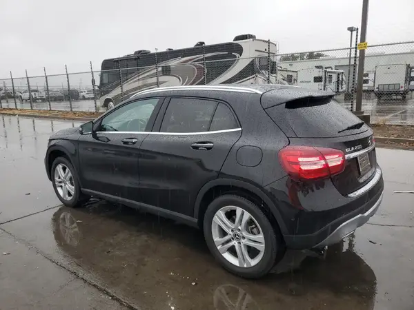 2018 MERCEDES-BENZ GLA-KLASSE COPART lot 82198695 auction photo 2
