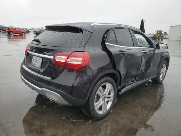 2018 MERCEDES-BENZ GLA-KLASSE COPART lot 82198695 auction photo 3