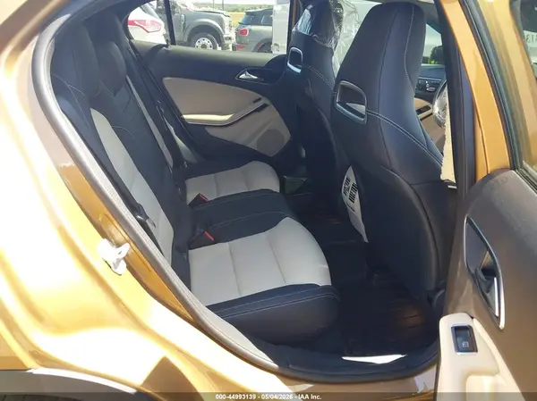 2018 MERCEDES-BENZ GLA-KLASSE auction photo 8