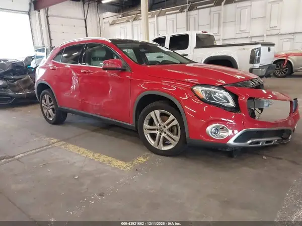WDCTG4GB1JJ470079 2018 MERCEDES-BENZ GLA-KLASSE - Image 1