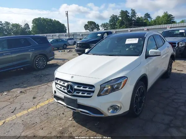 WDCTG4GB1JJ508863 2018 MERCEDES-BENZ GLA-KLASSE - Image 2