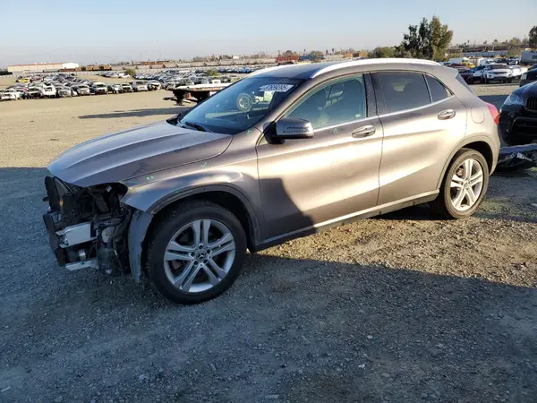 WDCTG4GB1KJ548345 2019 MERCEDES-BENZ GLA-KLASSE - Image 1
