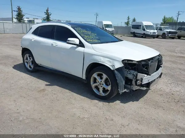 WDCTG4GB1KJ606888 2019 MERCEDES-BENZ GLA-KLASSE - Image 1