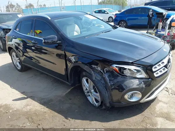 WDCTG4GB1KU001431 2019 MERCEDES-BENZ GLA-KLASSE - Image 1