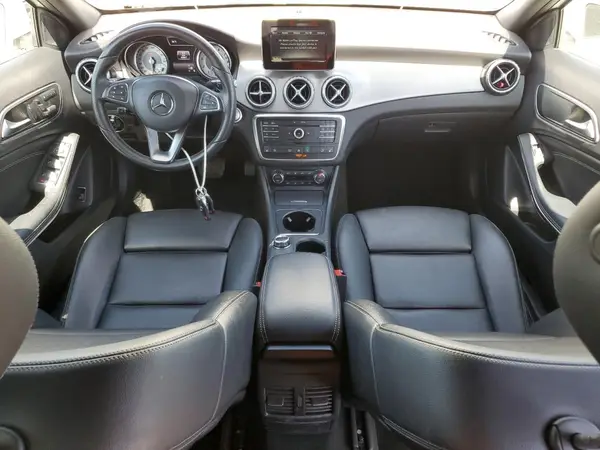 WDCTG4GB2GJ258882 2016 MERCEDES-BENZ GLA-KLASSE - Image 8