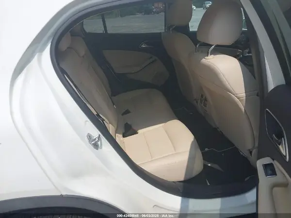 WDCTG4GB2HJ291981 2017 MERCEDES-BENZ GLA-KLASSE - Image 8