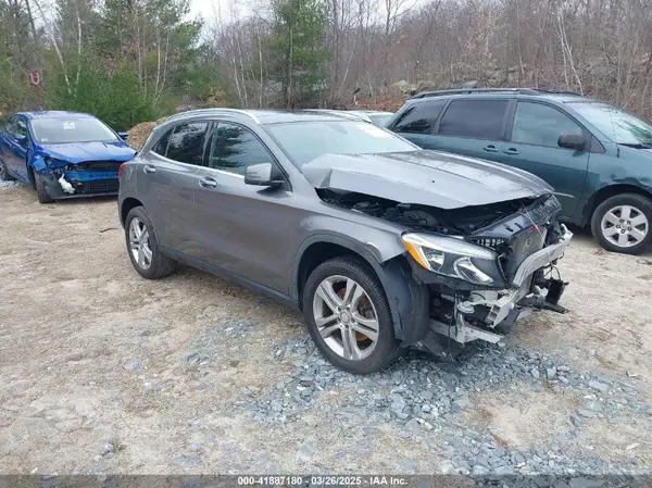 WDCTG4GB2HJ293486 2017 MERCEDES-BENZ GLA-KLASSE - Image 1