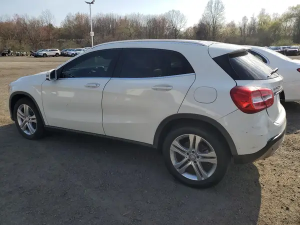 WDCTG4GB2HJ308875 2017 MERCEDES-BENZ GLA-KLASSE - Image 2