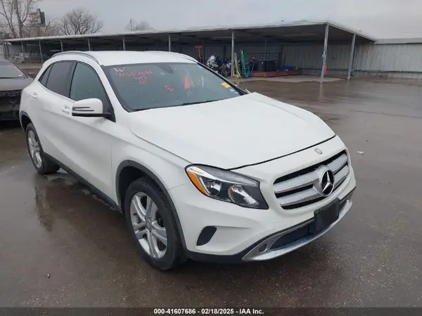 WDCTG4GB2HJ314241 2017 MERCEDES-BENZ GLA-KLASSE - Image 1