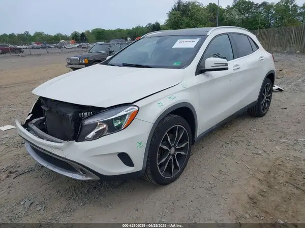 WDCTG4GB2HJ325790 2017 MERCEDES-BENZ GLA-KLASSE - Image 2