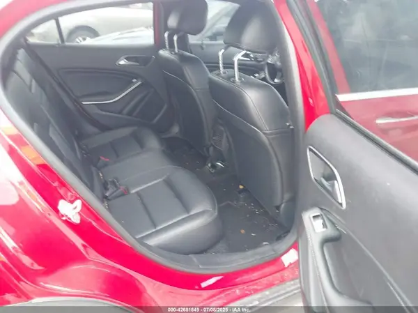 WDCTG4GB2HJ327152 2017 MERCEDES-BENZ GLA-KLASSE - Image 8