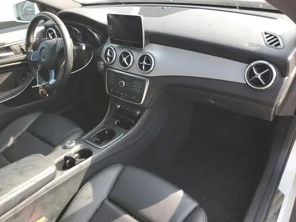WDCTG4GB2HJ357011 2017 MERCEDES-BENZ GLA-KLASSE - Image 8