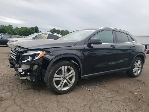 WDCTG4GB2JJ392475 2018 MERCEDES-BENZ GLA-KLASSE - Image 1
