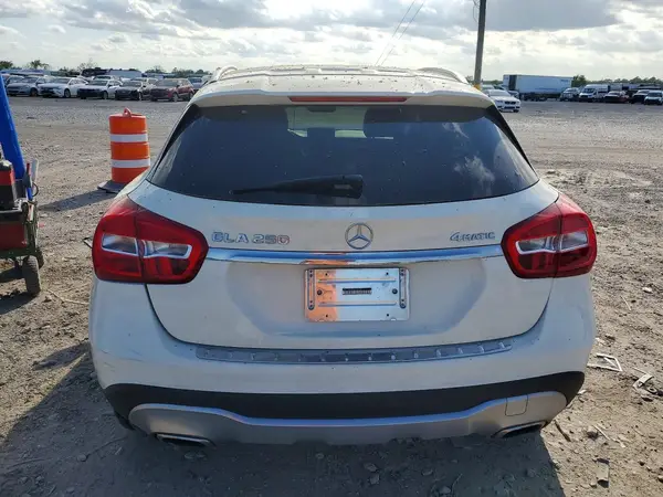 2018 MERCEDES-BENZ GLA-KLASSE COPART lot 47649656 auction photo 6