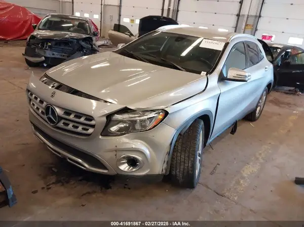 WDCTG4GB2JJ482113 2018 MERCEDES-BENZ GLA-KLASSE - Image 2