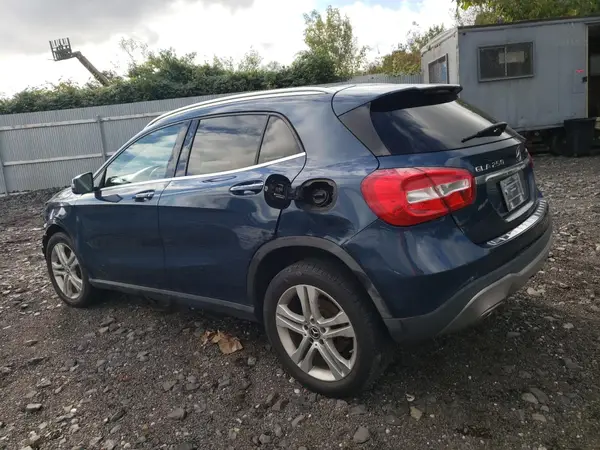 WDCTG4GB2KJ602025 2019 MERCEDES-BENZ GLA-KLASSE - Image 2