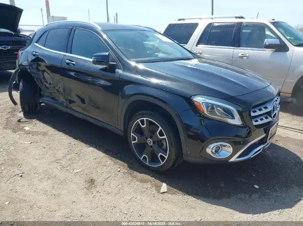 WDCTG4GB2LJ663215 2020 MERCEDES-BENZ GLA-KLASSE - Image 1