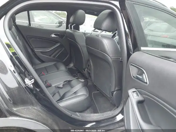 WDCTG4GB3JJ467524 2018 MERCEDES-BENZ GLA-KLASSE - Image 8