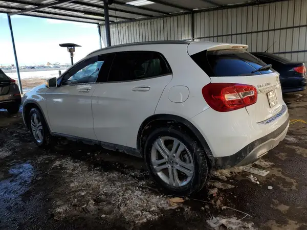 WDCTG4GB3KU005237 2019 MERCEDES-BENZ GLA-KLASSE - Image 2