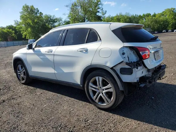 WDCTG4GB4GJ191895 2016 MERCEDES-BENZ GLA-KLASSE - Image 2