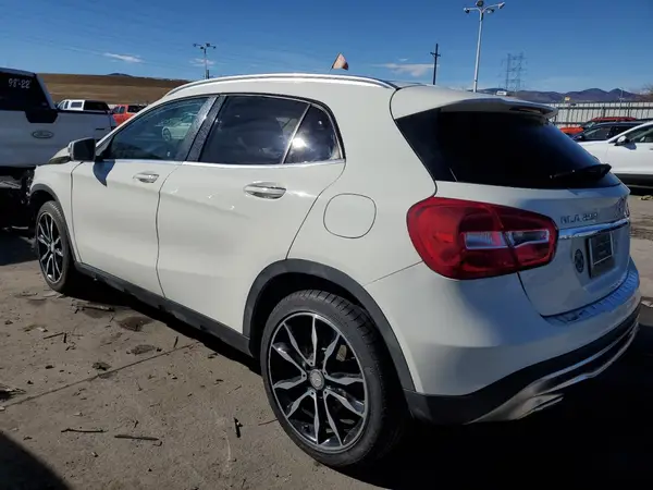 WDCTG4GB4GJ211367 2016 MERCEDES-BENZ GLA-KLASSE - Image 2