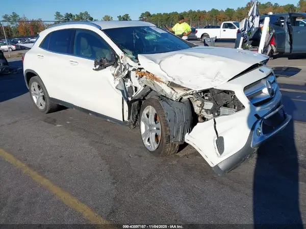 WDCTG4GB4GJ248662 2016 MERCEDES-BENZ GLA-KLASSE - Image 1