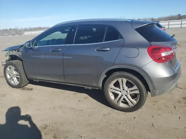 WDCTG4GB4JJ373202 2018 MERCEDES-BENZ GLA-KLASSE - Image 2