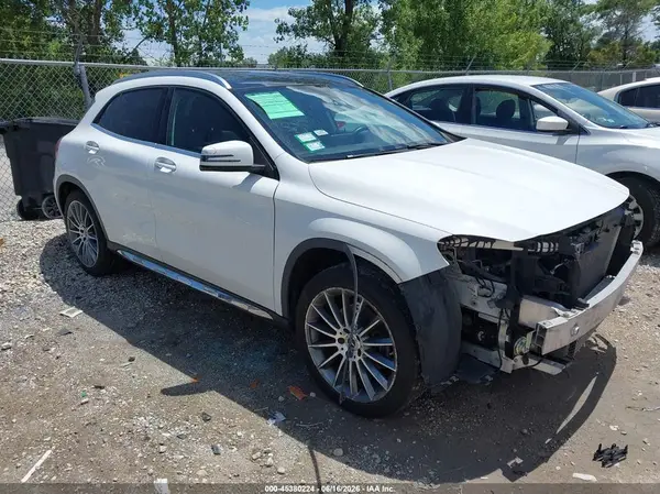 WDCTG4GB4JJ488513 2018 MERCEDES-BENZ GLA-KLASSE - Image 1