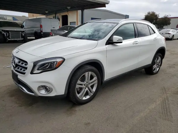 WDCTG4GB4JJ492450 2018 MERCEDES-BENZ GLA-KLASSE - Image 1