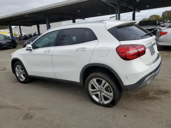 WDCTG4GB4JJ492450 2018 MERCEDES-BENZ GLA-KLASSE - Image 2