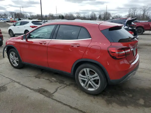 WDCTG4GB4KJ549960 2019 MERCEDES-BENZ GLA-KLASSE - Image 2