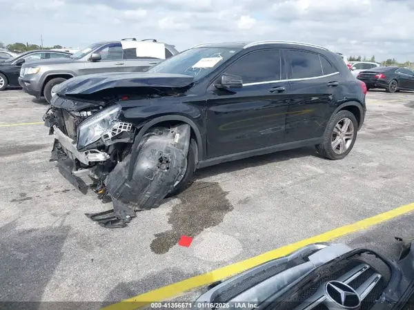 WDCTG4GB5HJ343619 2017 MERCEDES-BENZ GLA-KLASSE - Image 2