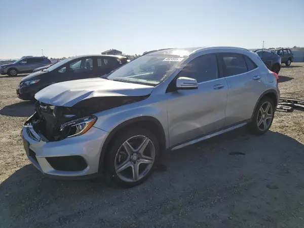 WDCTG4GB5HJ354796 2017 MERCEDES-BENZ GLA-KLASSE - Image 1