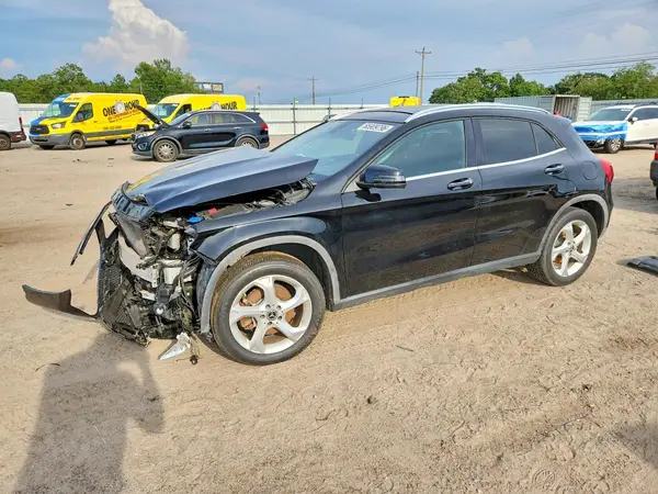 WDCTG4GB5JJ388839 2018 MERCEDES-BENZ GLA-KLASSE - Image 1