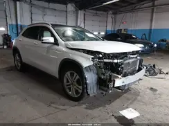 WDCTG4GB5JJ492327 2018 MERCEDES-BENZ GLA-KLASSE