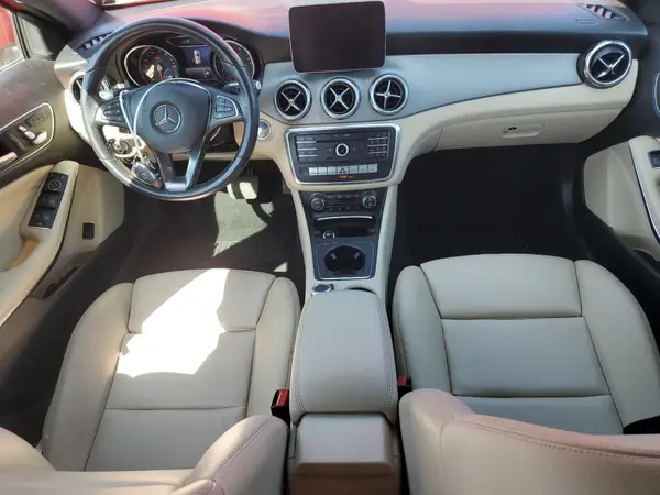 WDCTG4GB5KU015977 2019 MERCEDES-BENZ GLA-KLASSE - Image 8