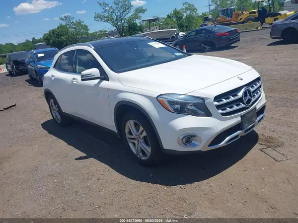 WDCTG4GB5KU016966 2019 MERCEDES-BENZ GLA-KLASSE - Image 1