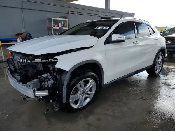 WDCTG4GB5LU027063 2020 MERCEDES-BENZ GLA-KLASSE - Image 1