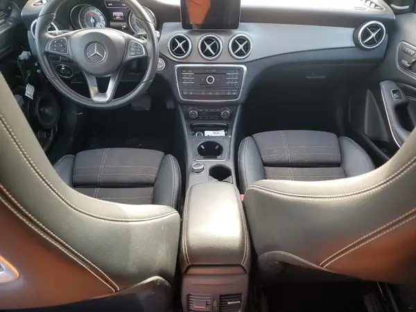 WDCTG4GB6HJ291160 2017 MERCEDES-BENZ GLA-KLASSE - Image 8